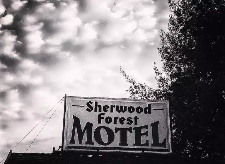 Sherwood Forest Motel