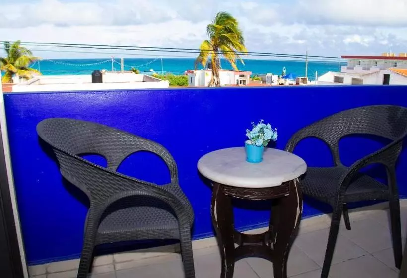 Arrecife Apartments