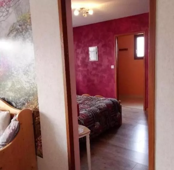 ベッドアンドブレックファースト Auberge Les Volpilières