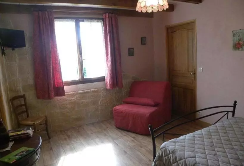 ベッドアンドブレックファースト Auberge Les Volpilières