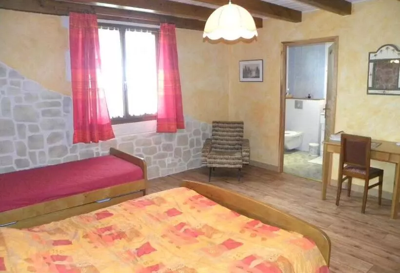 ベッドアンドブレックファースト Auberge Les Volpilières