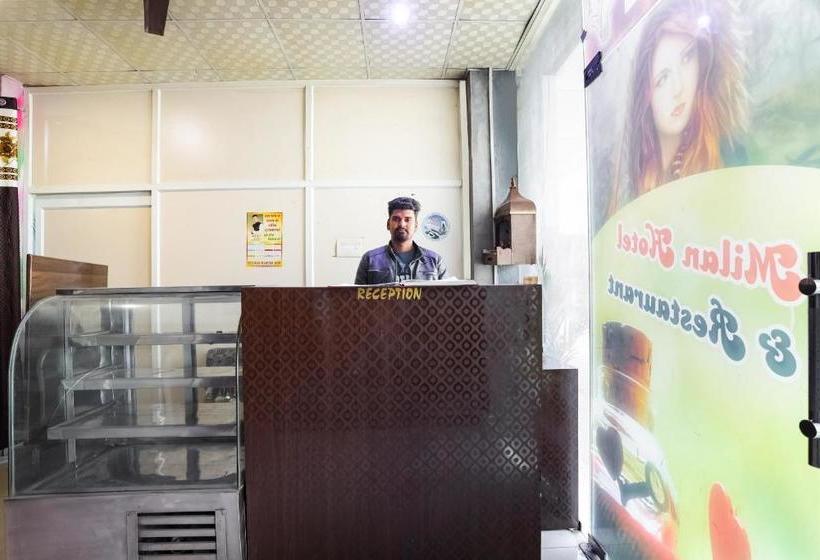 هتل Spot On 66080  Milan