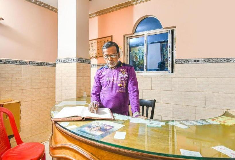 هتل Spot On 67763 Dakshina Inn