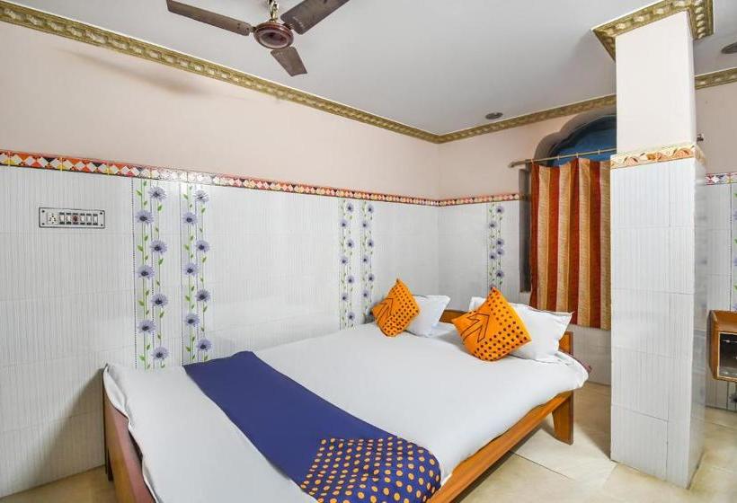 هتل Spot On 67763 Dakshina Inn