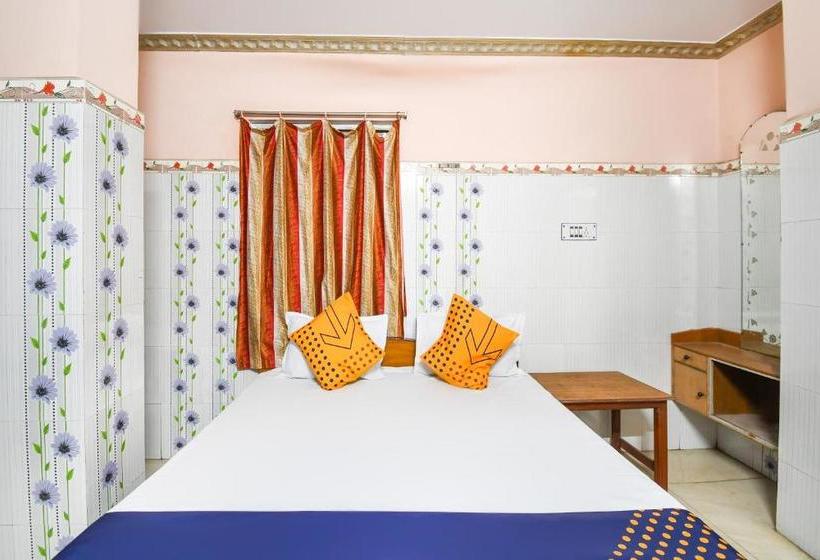 هتل Spot On 67763 Dakshina Inn