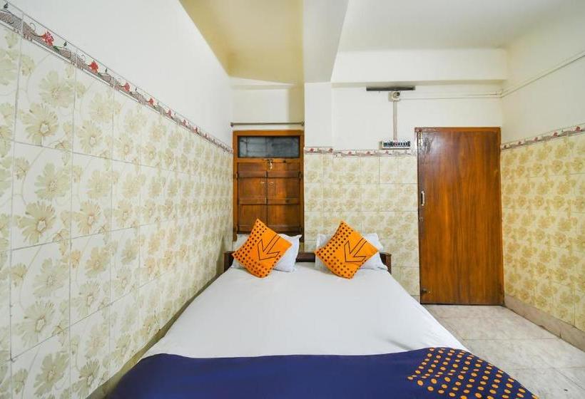 هتل Spot On 67763 Dakshina Inn