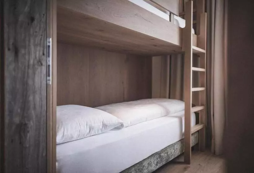 Luxegg   Mountain Lodge