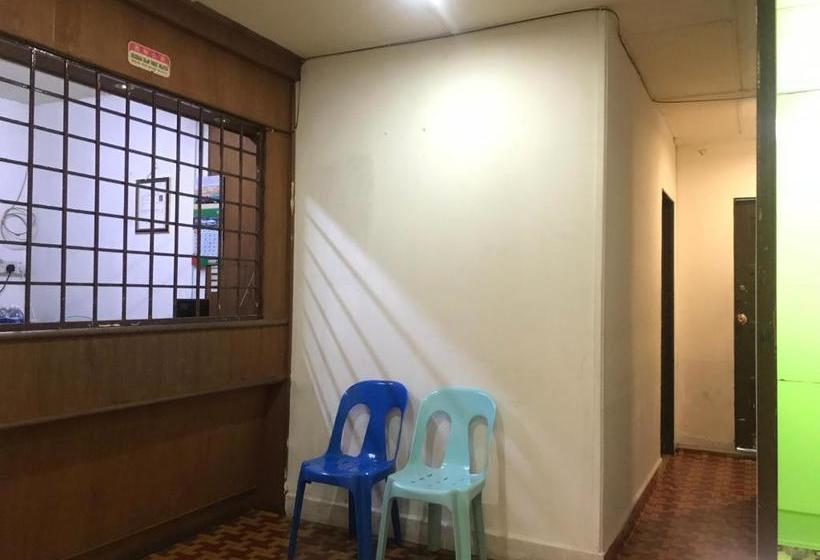 Hotel Spot On 89793 Tiong Yiing