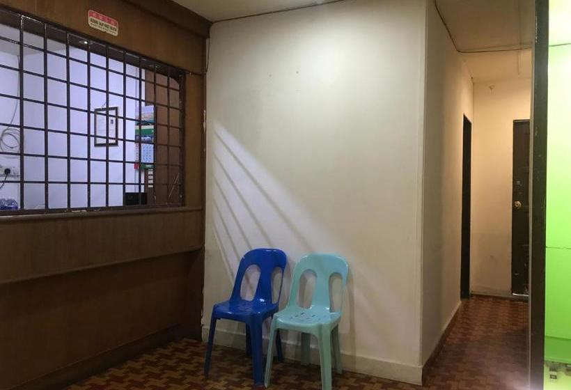 Hotel Spot On 89793 Tiong Yiing