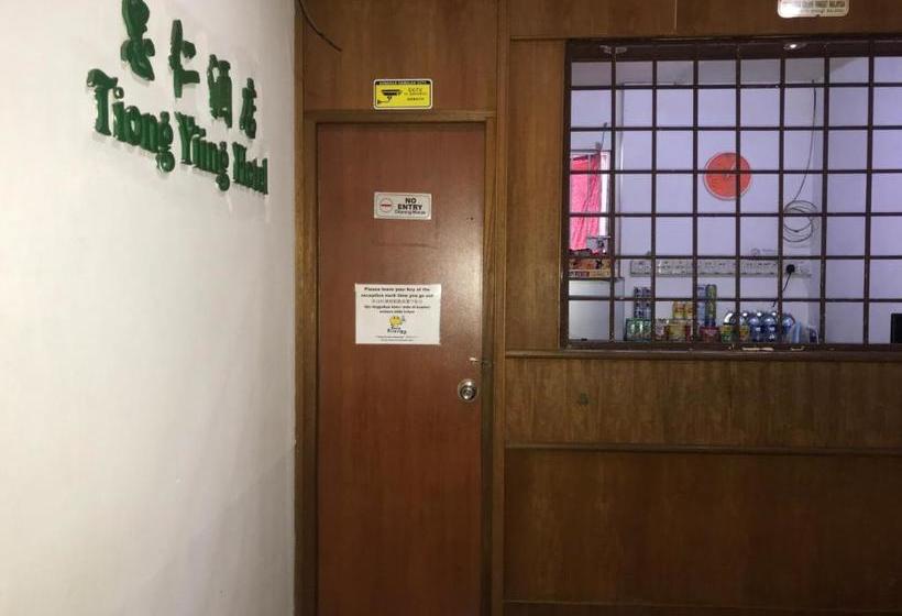 Hotel Spot On 89793 Tiong Yiing