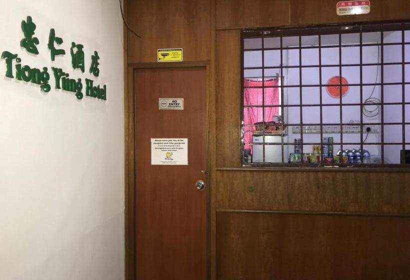 Hotel Spot On 89793 Tiong Yiing