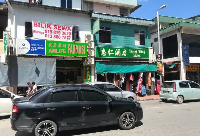 ホテル Spot On 89793 Tiong Yiing