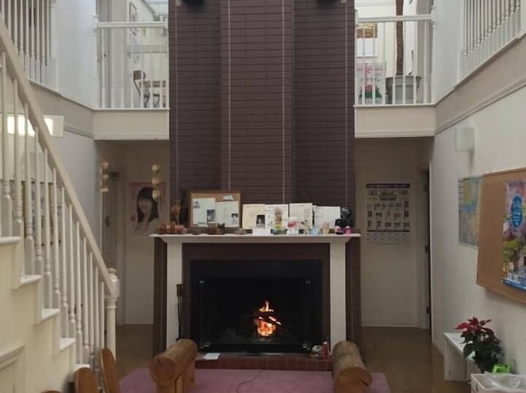 Пансион Merry King's