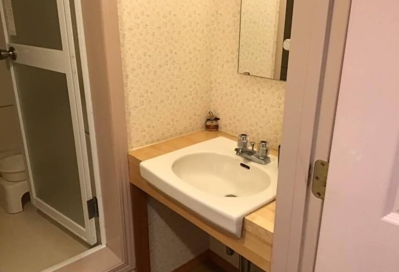 Пансион Merry King's