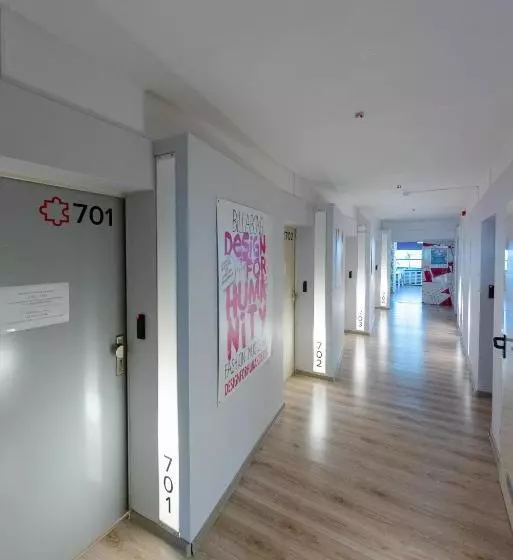 Hostel Puzzle Alfa