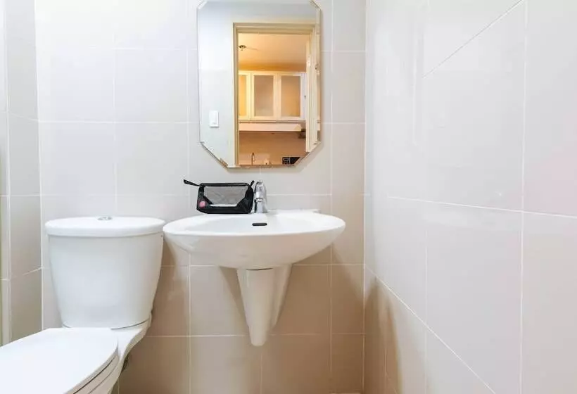 ホテル Reddoorz Premium @ Smdc North Edsa