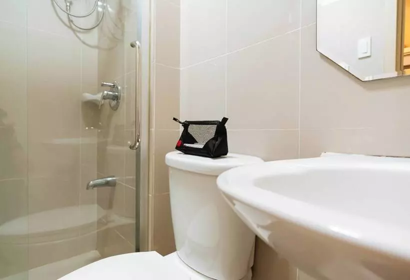 ホテル Reddoorz Premium @ Smdc North Edsa