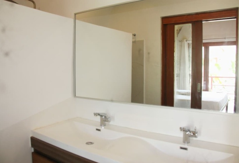 هتل Tropical Temple Siargao Resort