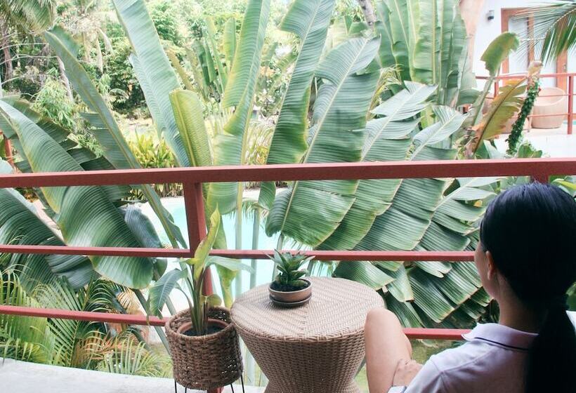 هتل Tropical Temple Siargao Resort