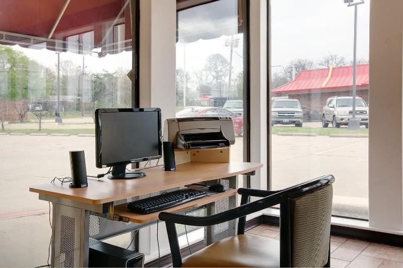 هتل Americas Best Value Inn Longview