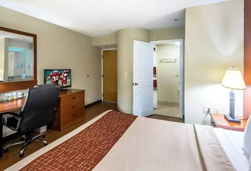 בית מלון כפרי Greentree Inn Houston Iah Airport