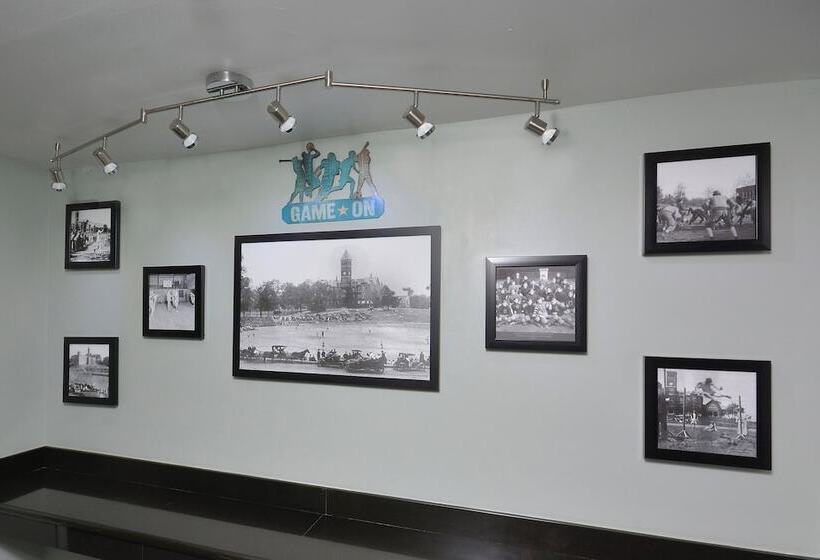 فندق Inn At Clemson