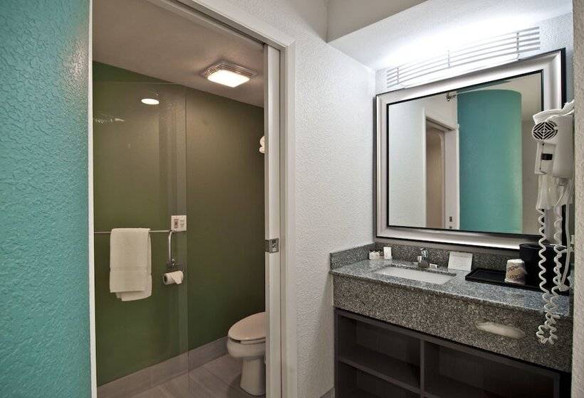 فندق Inn At Clemson