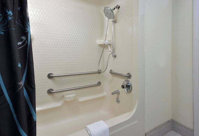 فندق Inn At Clemson