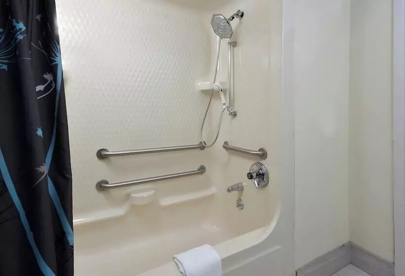 호텔 Inn At Clemson