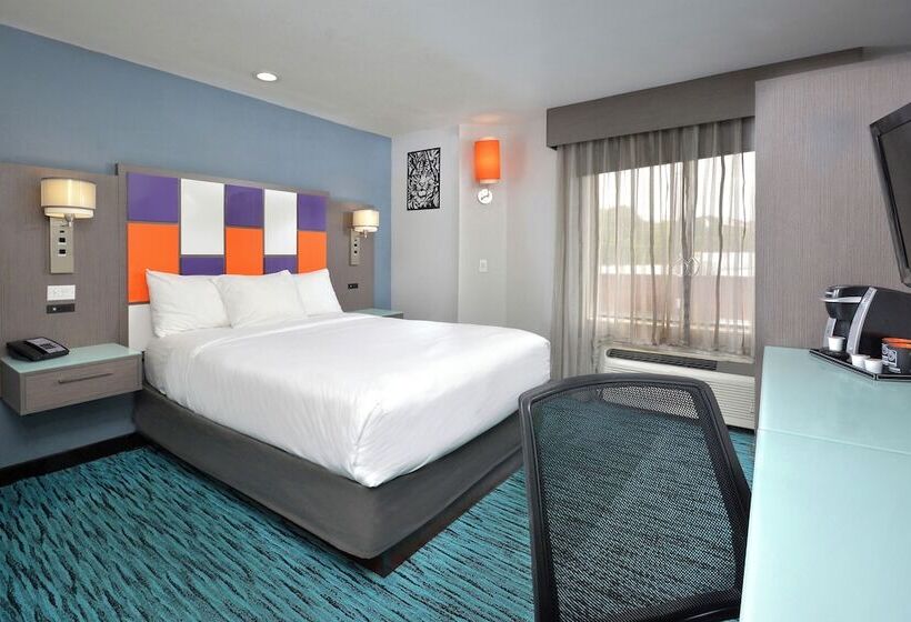 فندق Inn At Clemson