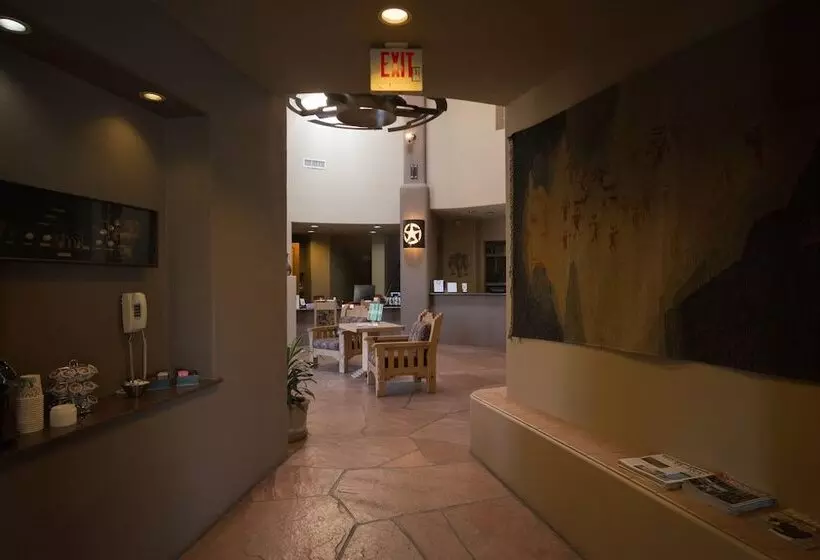 בית מלון כפרי Inn At Eagle Mountain