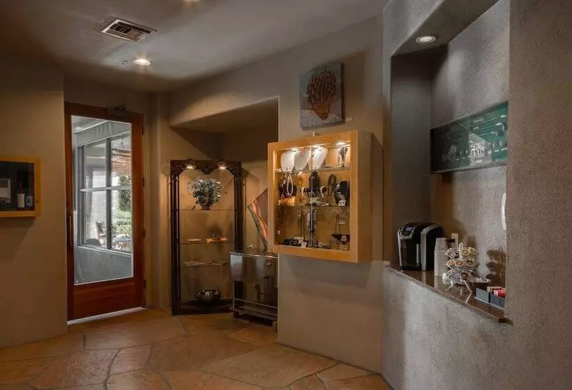 בית מלון כפרי Inn At Eagle Mountain