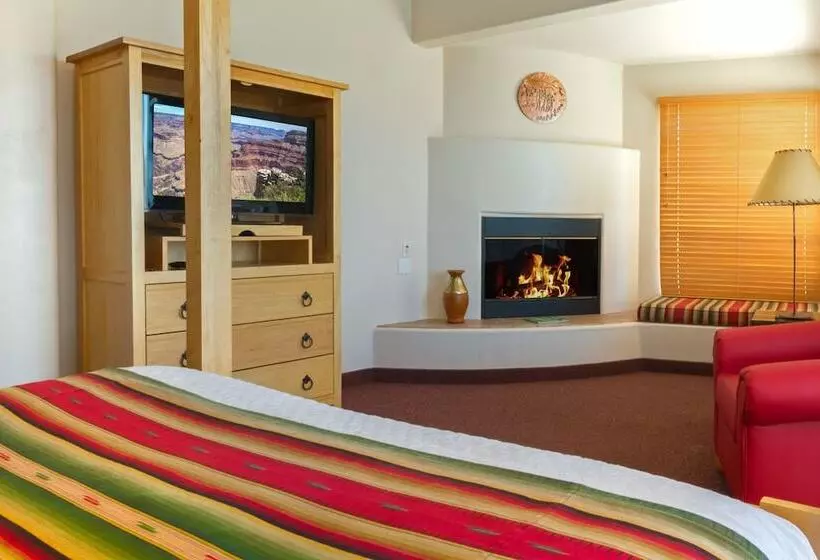 בית מלון כפרי Inn At Eagle Mountain