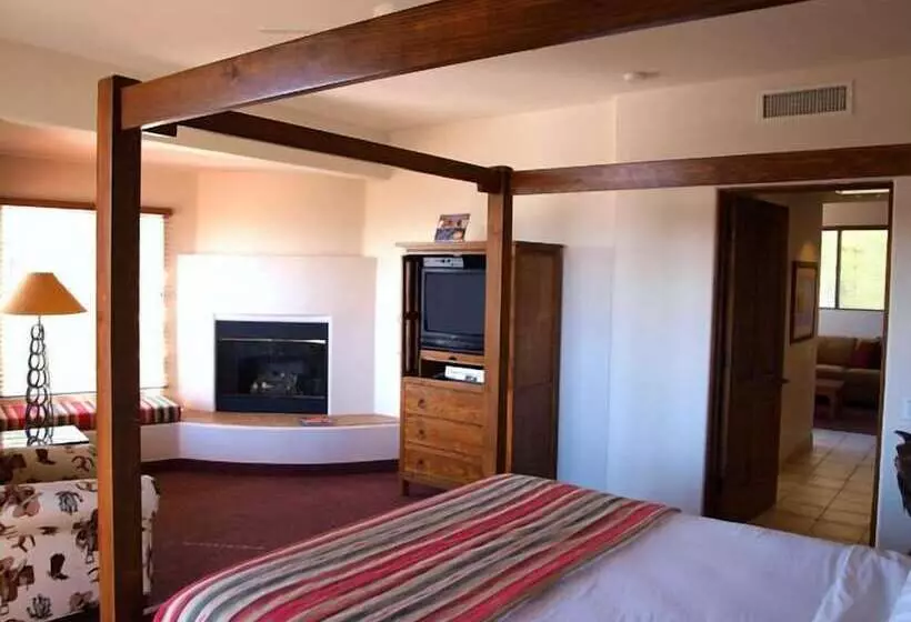 בית מלון כפרי Inn At Eagle Mountain