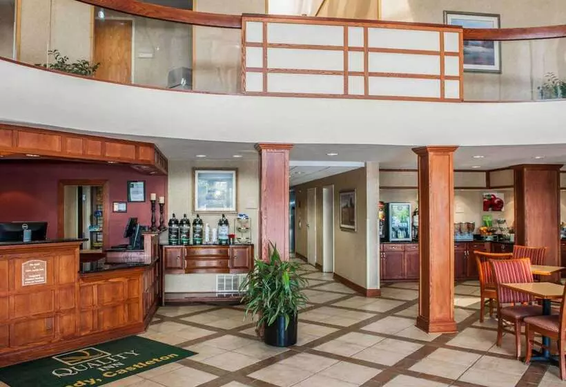 هتل Quality Inn Indy Castleton