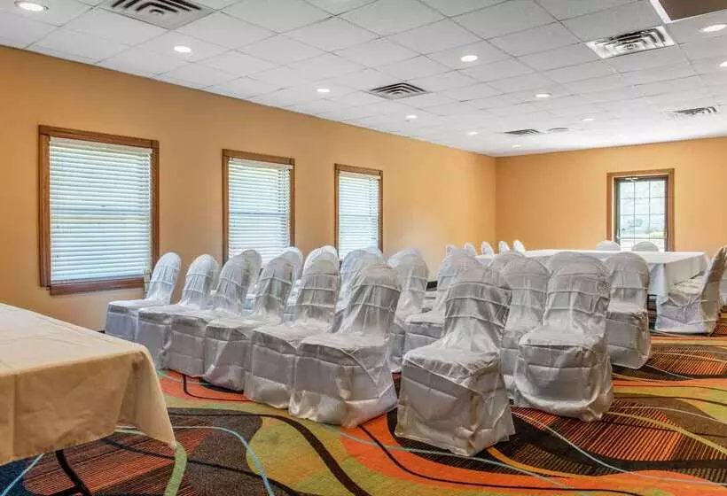 فندق Quality Inn & Suites Bedford West