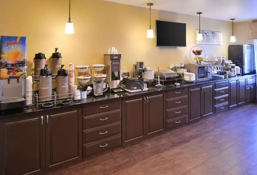 Отель Sleep Inn Fayetteville North