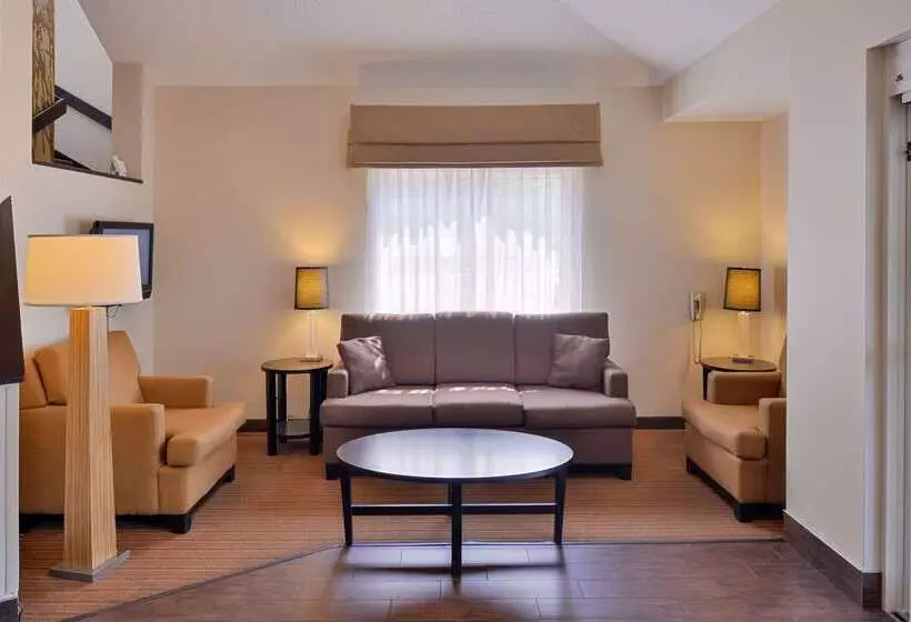 Отель Sleep Inn Fayetteville North