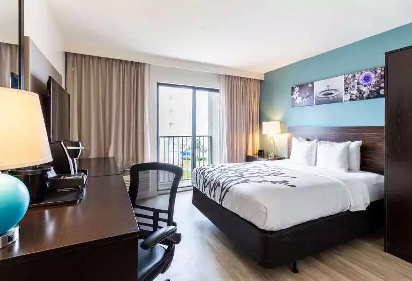 فندق Sleep Inn On The Beach