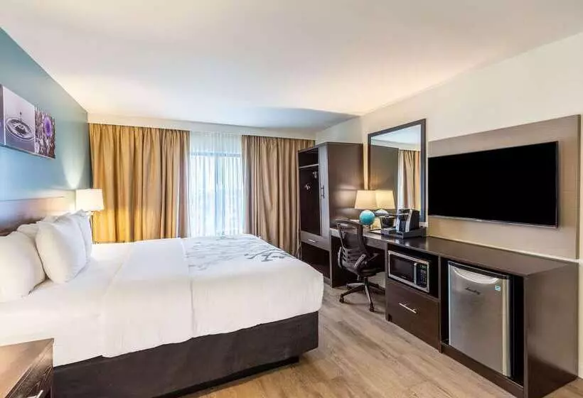 فندق Sleep Inn On The Beach