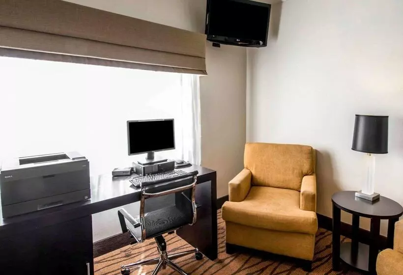 Отель Sleep Inn & Suites Princeton I 77