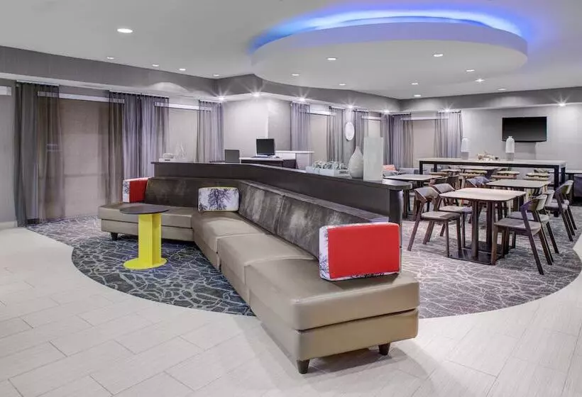ホテル Springhill Suites By Marriott Memphis East Galleria