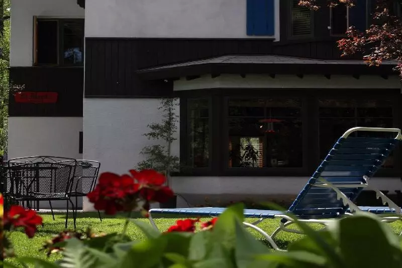 호텔 St Moritz Lodge And Condominiums