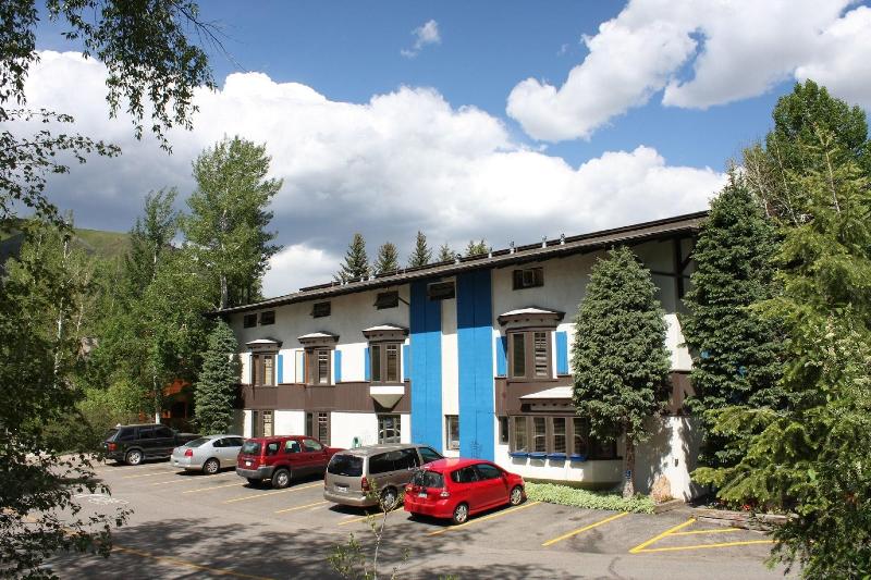 هتل St Moritz Lodge And Condominiums