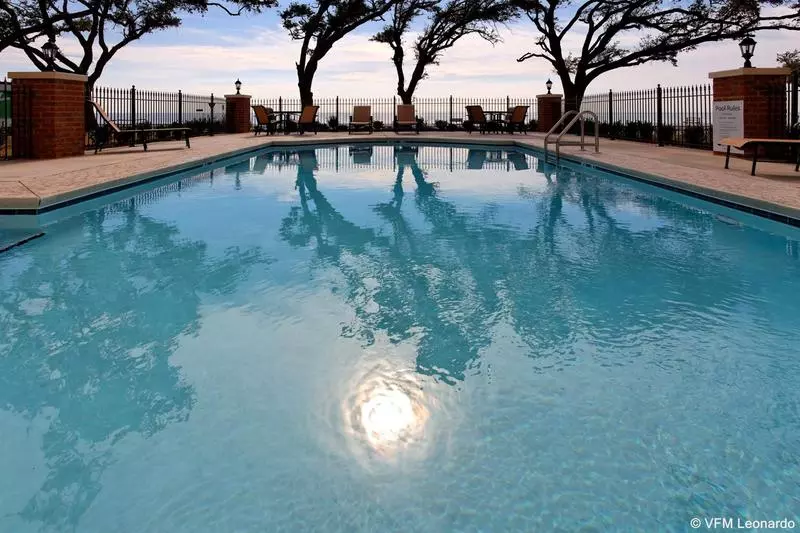 هتل The Inn At Long Beach