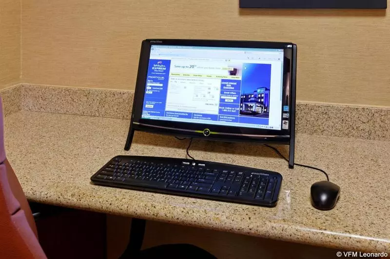 هتل The Inn At Long Beach