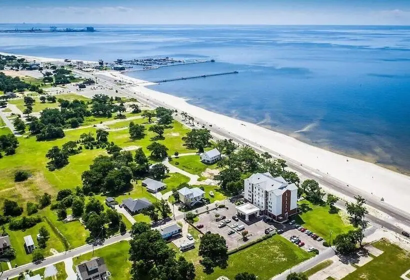 Hotelli The Inn At Long Beach