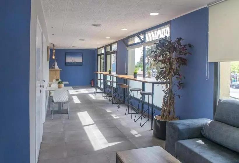 پانسیون Faro Solo Para Mujeres