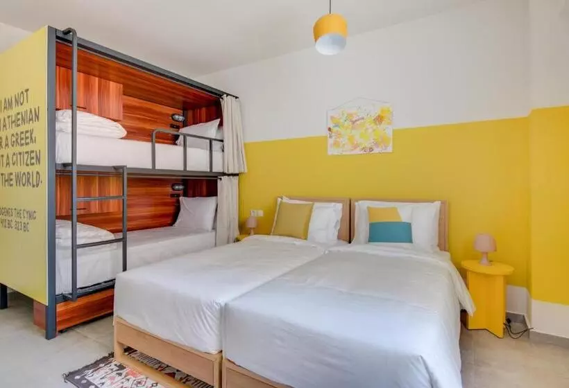 ユースホステル Selina Athens Theatrou