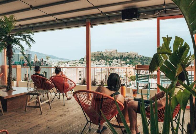 فندق صغير Selina Athens Theatrou